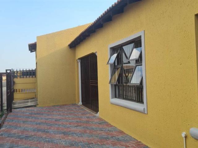 2 Bedroom House in Kwa Thema