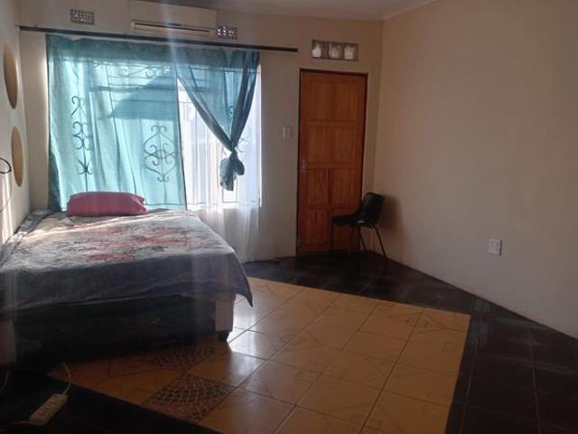 2 Bedroom House in Kwaguqa