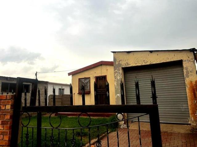 2 Bedroom House in Kwaguqa