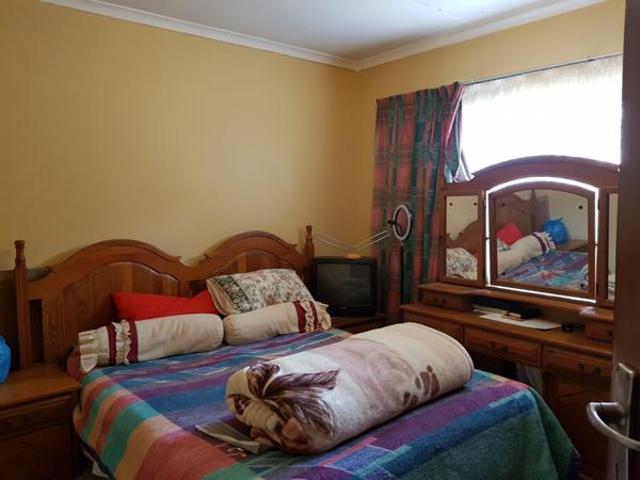 2 Bedroom House in KwaMagxaki