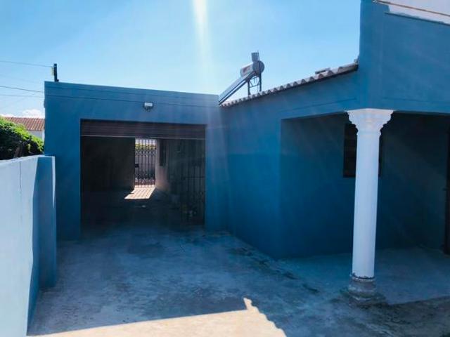2 Bedroom House in Kwanobuhle