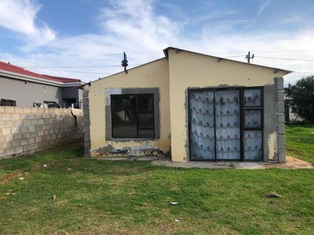 2 Bedroom House in Kwanobuhle