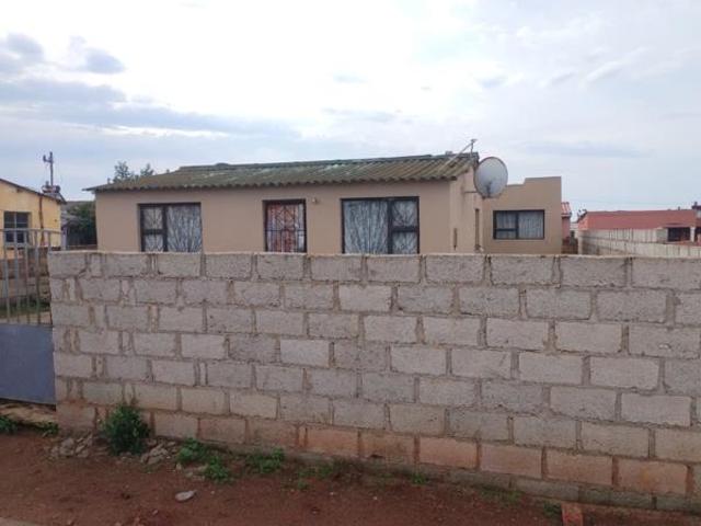 2 Bedroom House in KwaZakhele