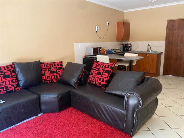 2 Bedroom House in Honey Park