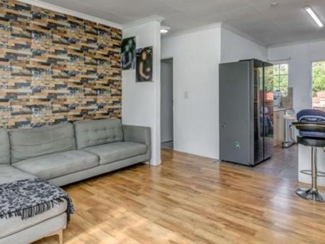 2 Bedroom House in Honeydew Ridge