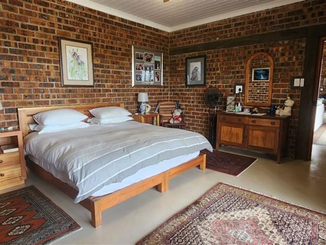 2 Bedroom House in Hopefield