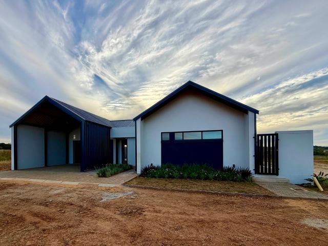 2 Bedroom House in Silver Lakes