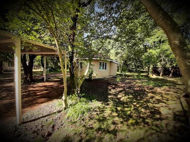 2 Bedroom House in Hartbeespoort Outlying