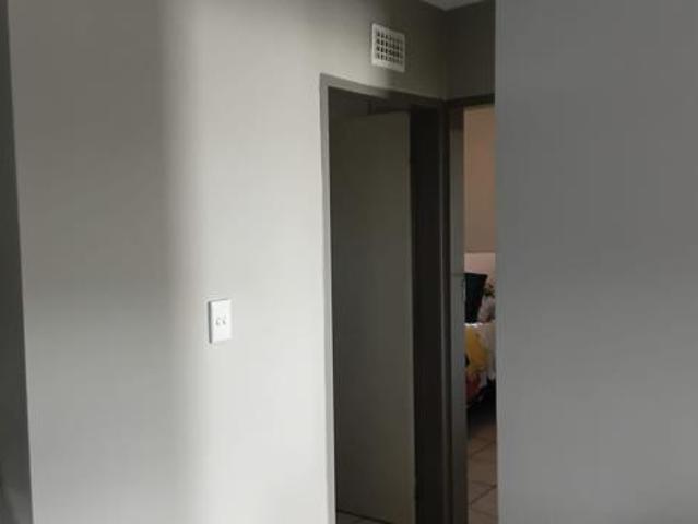 2 Bedroom House in Heuweloord