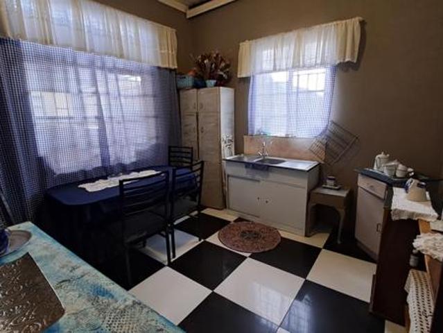 2 Bedroom House in Heidelberg Central