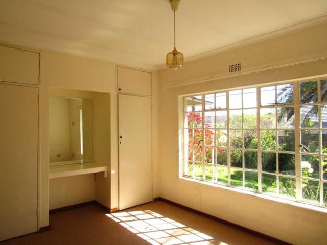 2 Bedroom House in Helderkruin