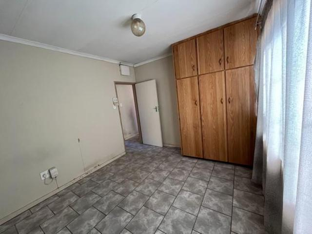 2 Bedroom House in Ivy Park