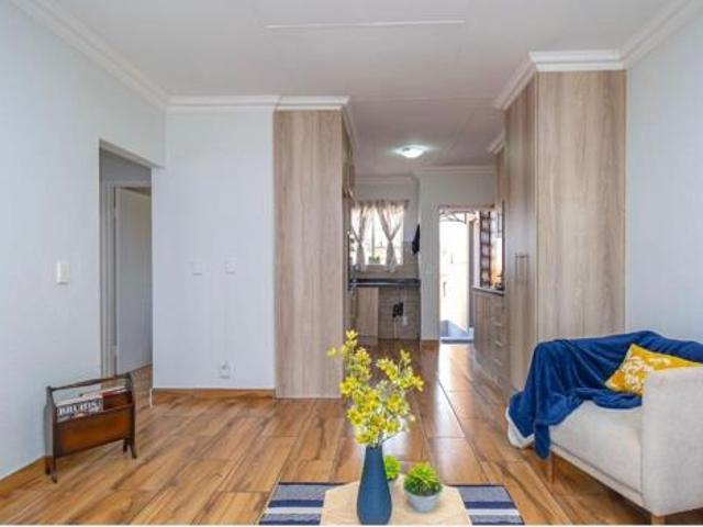 2 Bedroom House in Jordaan park