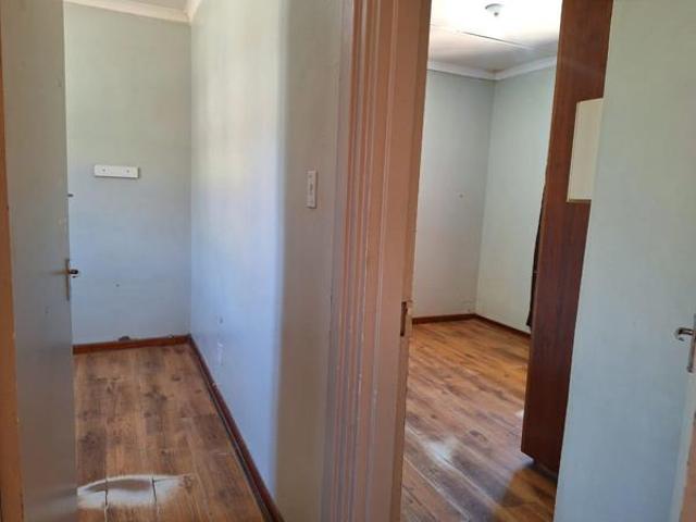 2 Bedroom House in Oudtshoorn North