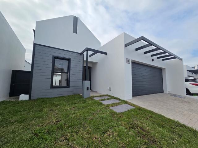 2 Bedroom House in Laguna