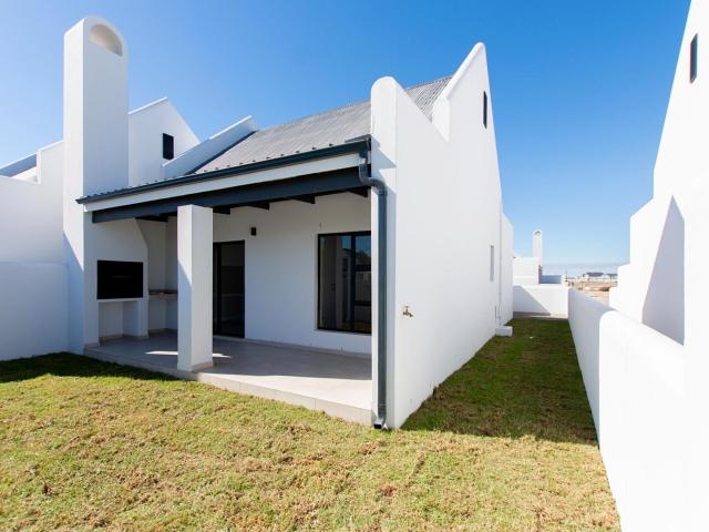2 Bedroom House in Laguna