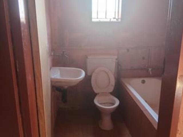 2 Bedroom House in Lakeside