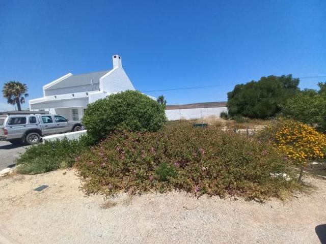 2 Bedroom House in Lampiesbaai