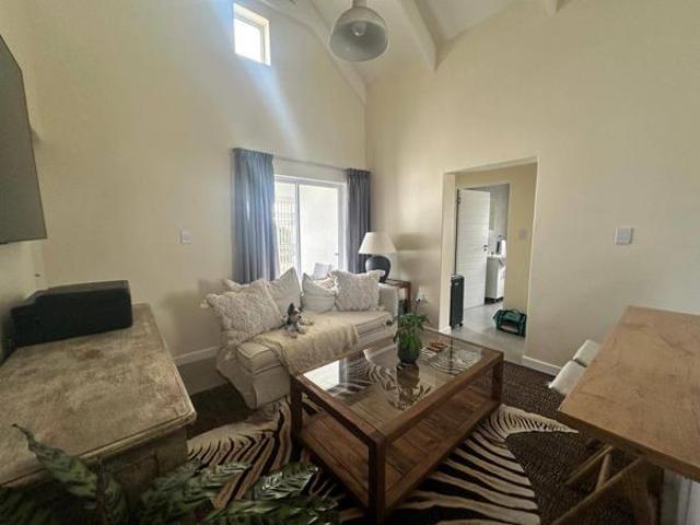 2 Bedroom House in Langebaan Central