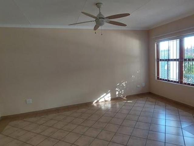 2 Bedroom House in Langebaan Central