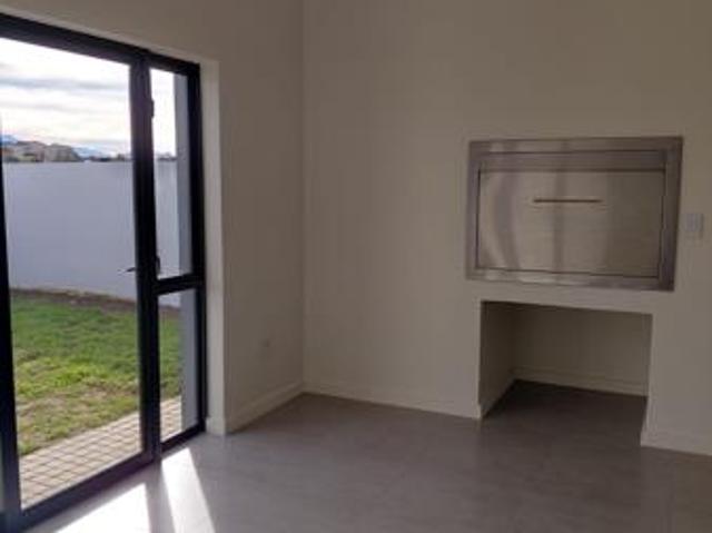 2 Bedroom House in Le Grand George Golf Estate