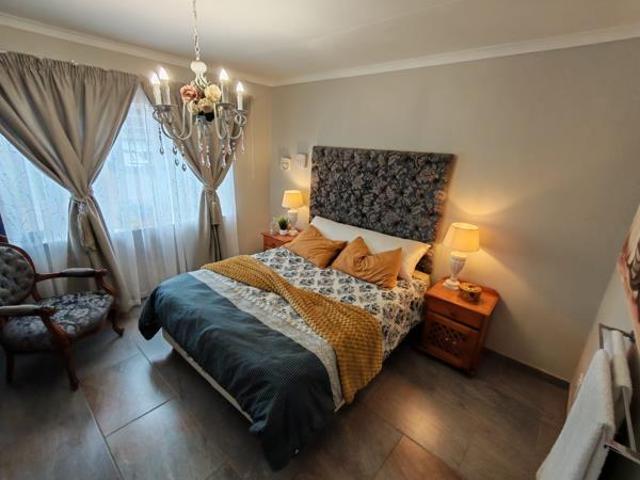 2 Bedroom House in Leeukuil AH