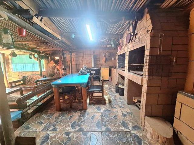 2 Bedroom House in Leeupoort