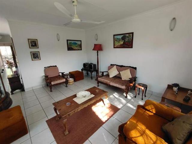 2 Bedroom House in Leeupoort