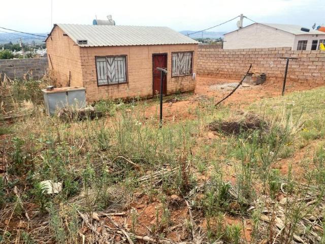 2 Bedroom House in Lehae