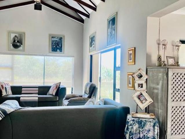 2 Bedroom House in Leloko