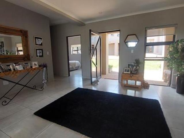 2 Bedroom House in Leloko