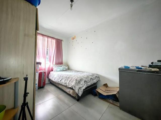 2 Bedroom House in Lentegeur