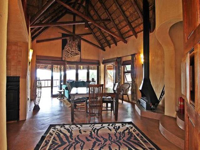 2 Bedroom House in Lydenburg