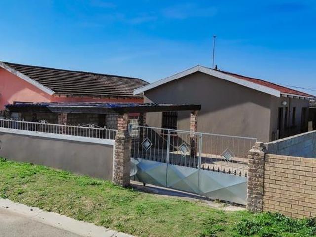 2 Bedroom House in Motherwell