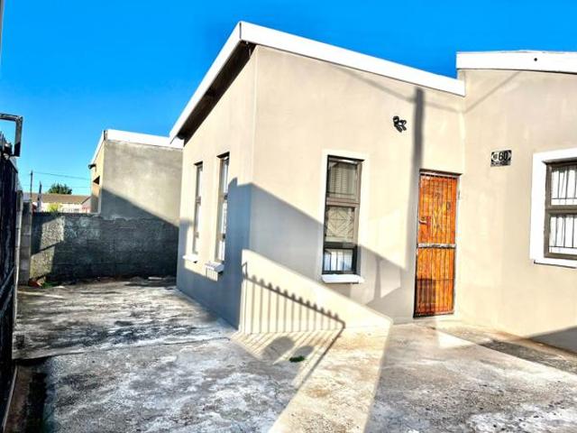 2 Bedroom House in Motherwell