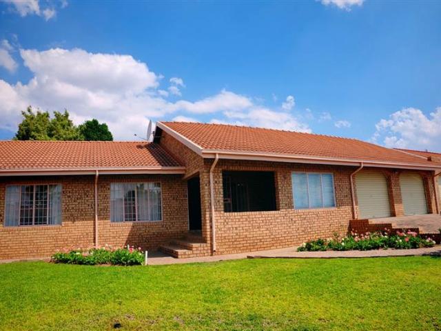 2 Bedroom House in Modimolle