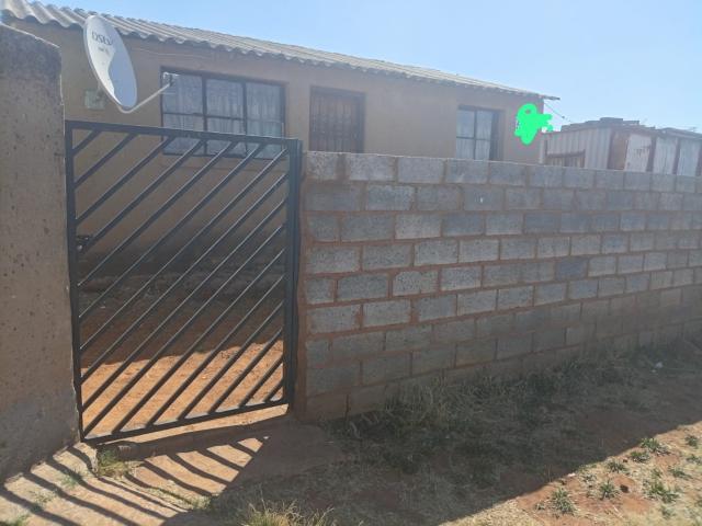 2 Bedroom House in Mofolo South