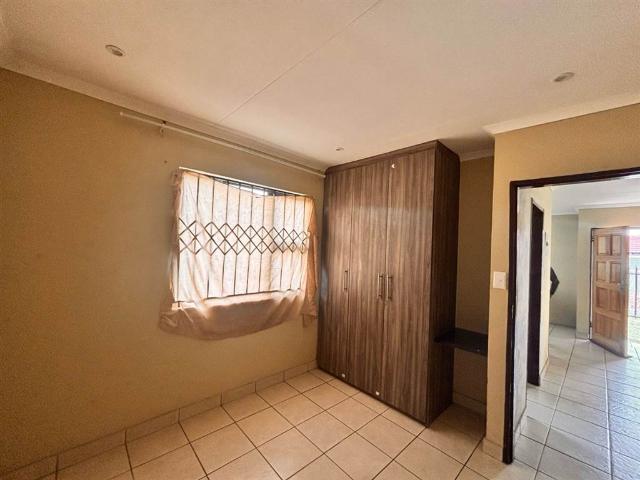 2 Bedroom House in Mohlakeng