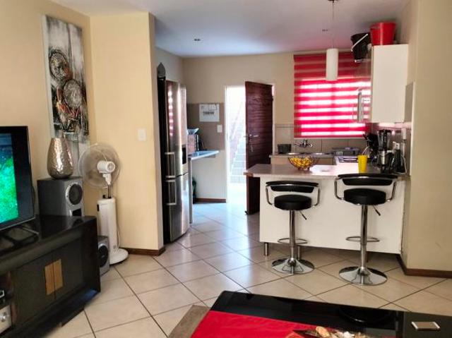 2 Bedroom House in Monavoni