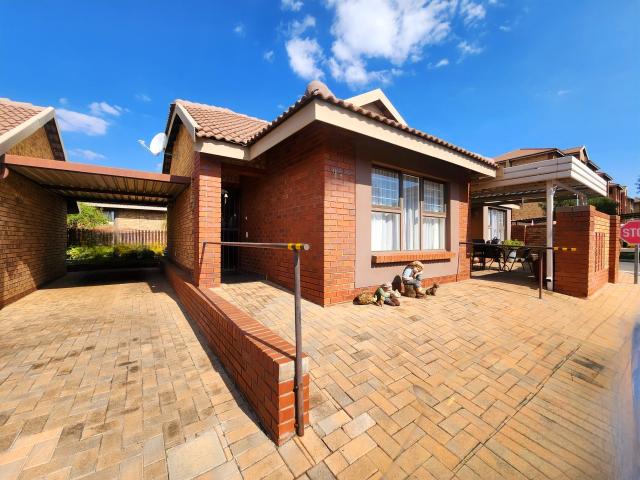 2 Bedroom House in Montana Tuine
