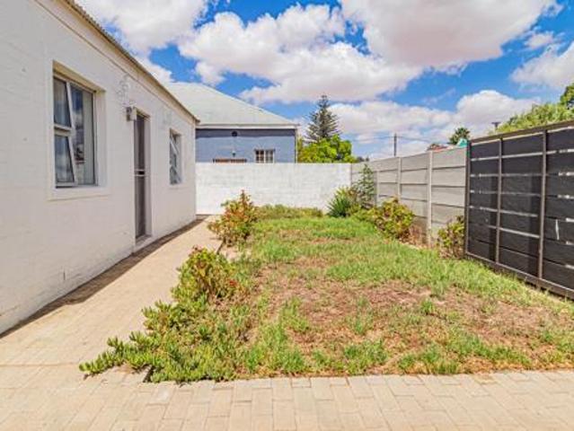 2 Bedroom House in Moorreesburg