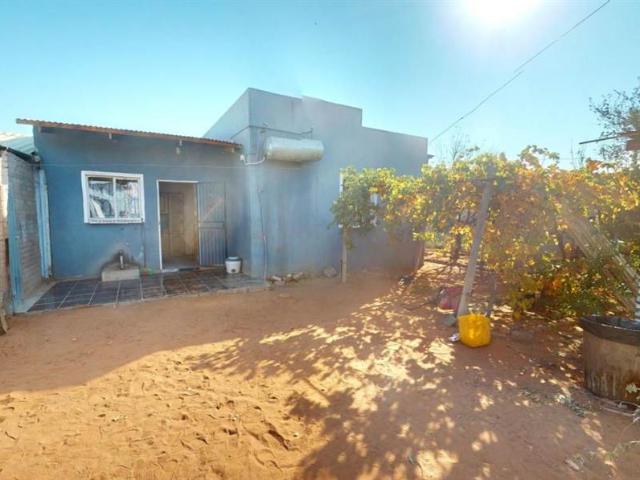 2 Bedroom House in Morning Glory