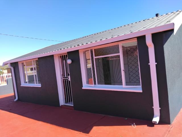 2 Bedroom House in Mabopane