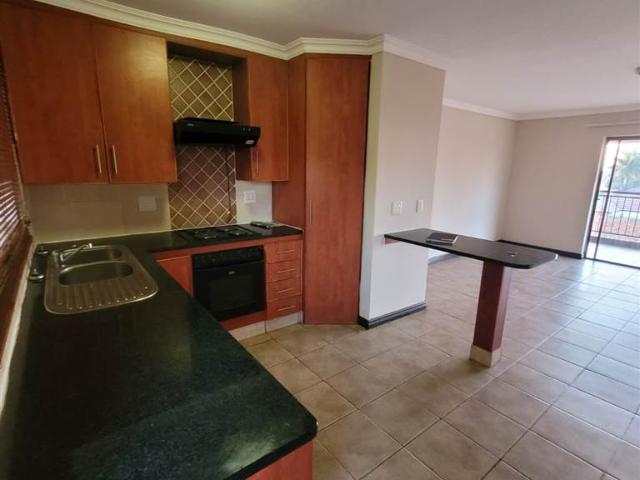 2 Bedroom House in Magalieskruin