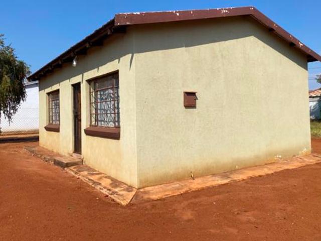2 Bedroom House in Mahwelereng