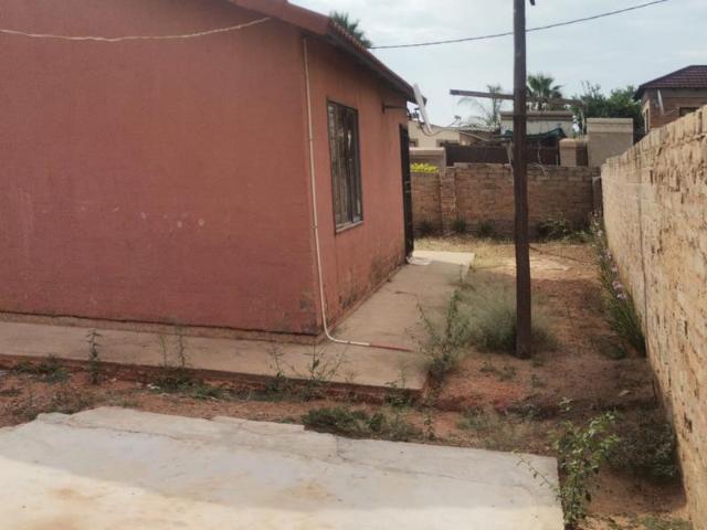 2 Bedroom House in Mamelodi East