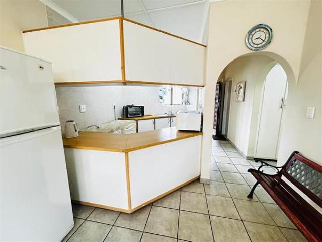 2 Bedroom Apartment in Manaba Beach