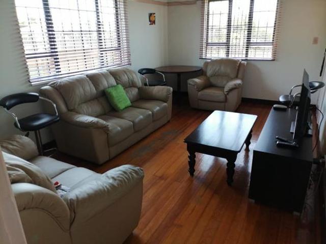 2 Bedroom House in Manor