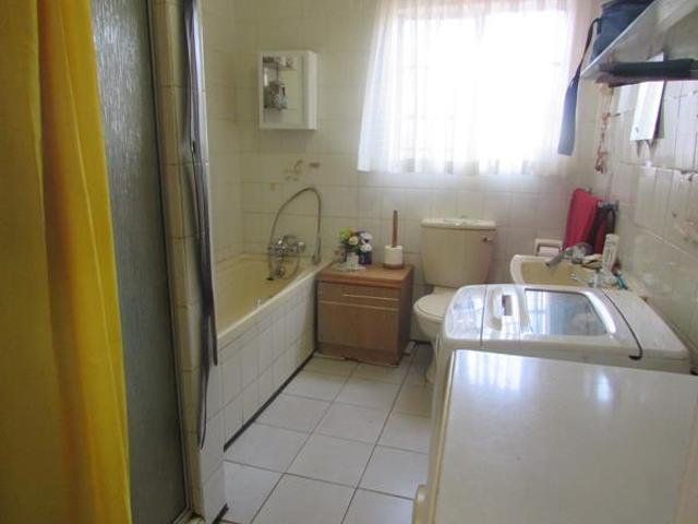 2 Bedroom House in Meyerton Park