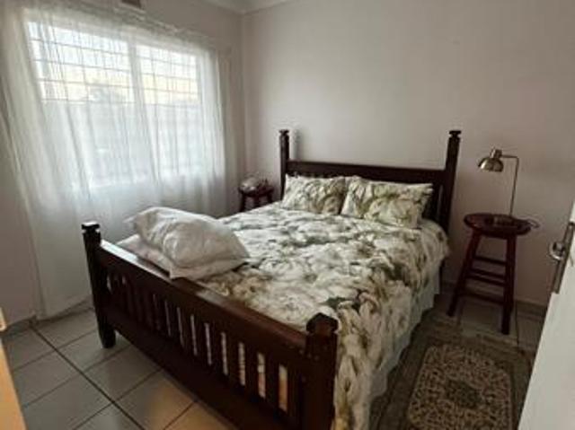 2 Bedroom House in Meer En See